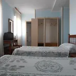 Hostal ** Ec Leon