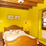 Hostal Rural Onbordi