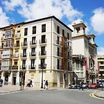 Apartamentos Reloj De Bergerón