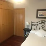 Habitación independiente con baño privado
