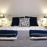 Casita De Pescador II