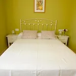 Mirador Del Castillo, Apartamentos Living Sur