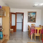 Ático 3 habitaciones Benalmadena Costa con jacuzzi y barbacoa privado