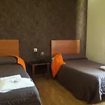 Hostal La Zarza