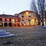 Plaza Del Grano - Barrio Humedo -