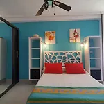 Encantador Estudio