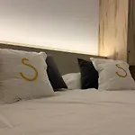 Santa Suites