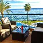 Mi Capricho C16 Beachfront Apartment
