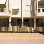 Fantástico apartamento con piscina