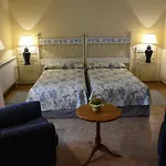 Hostal Rural Cumbres De Castilla