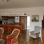 Apartamento en piscinas naturales.