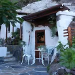 La cueva de Ángel B&B