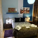 Vivienda Turistica Pop Bowie House