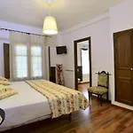 Hotel Rio Piedra