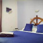 Spanish Galleon Lodge