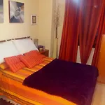 Habitacion Doble,Bano Privado,En Piso Particular,Urbanizacion Completa Y Garage,En Albufereta,Cerca Del Puerto,Explanada Y Castillo De Alicante