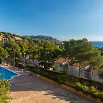 L-1 Calella De Palafrugell 8 Pax