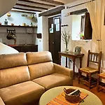 Vivelorural Casa Y Piscina En Zahara De La Sierra