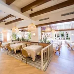 Portaventura Hotel Roulette - Includes Unlimited Access To Portaventura Park & 1 Access To Ferrari Land
