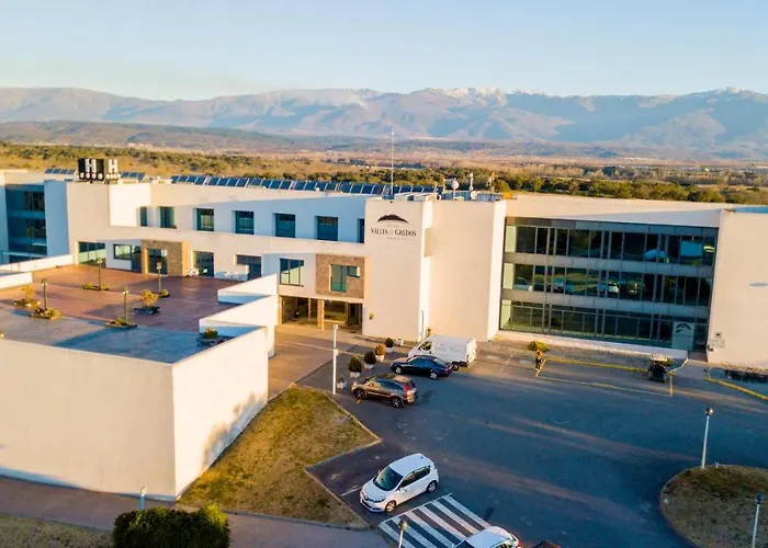 Hospedium Hotel Valles De Gredos Golf