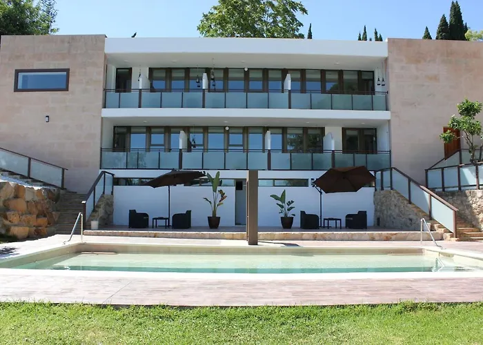 Apartamentos El Mirador