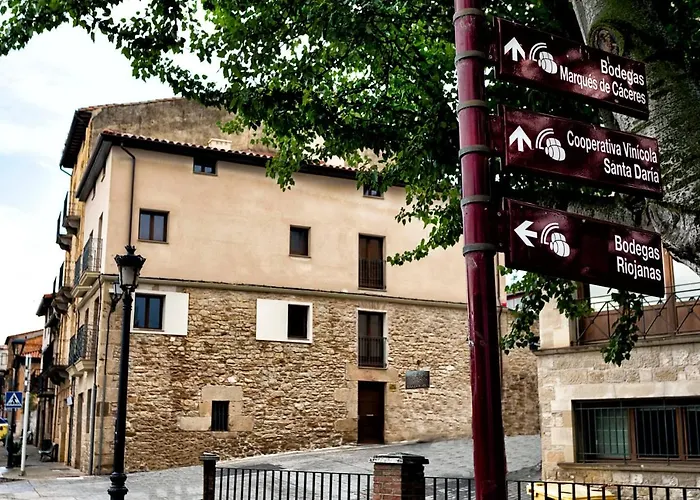 RIOJAVALLEY Apartamentos