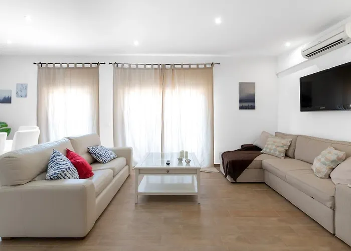 Maka Beach Apartment V
