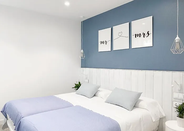Nerja Casual Rooms