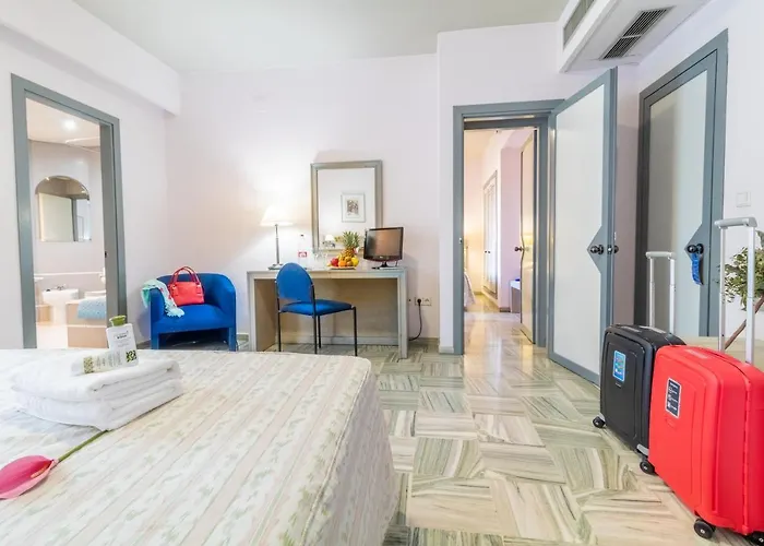 Hotel Abades Manzanil