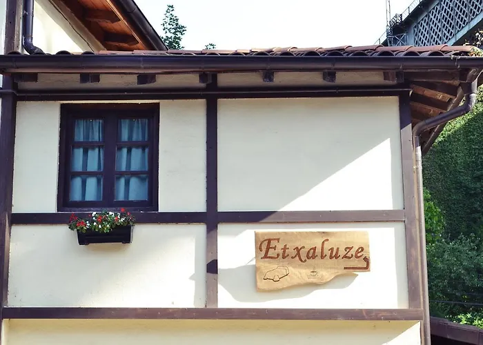 Casa Rural Etxaluze