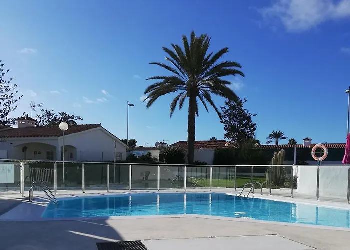Bungalow Near Yumbo 200 Meters From The Beach