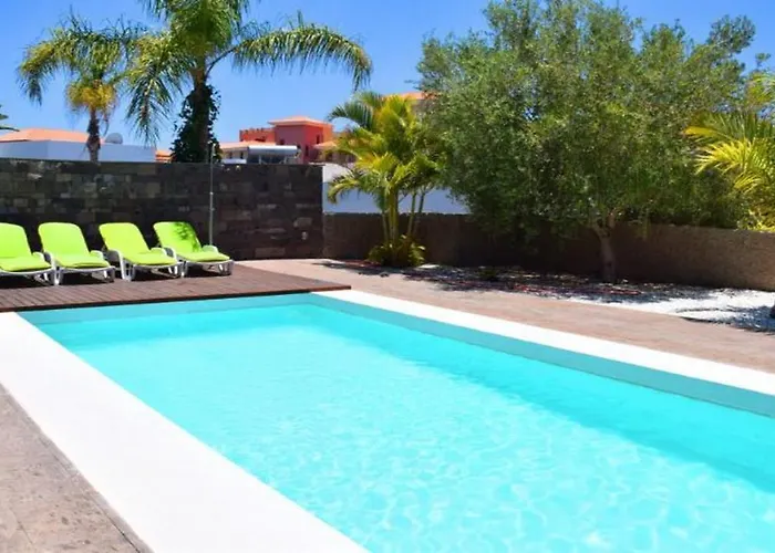 Exclusive Villa In Bahia Del Duque