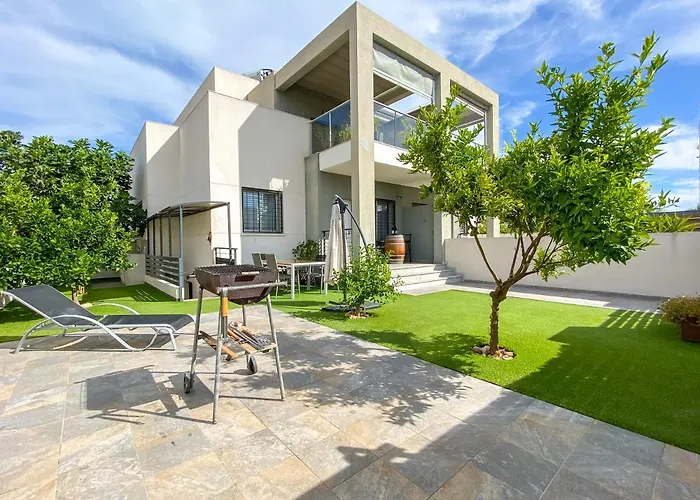 Holiday Home In Residence Koma