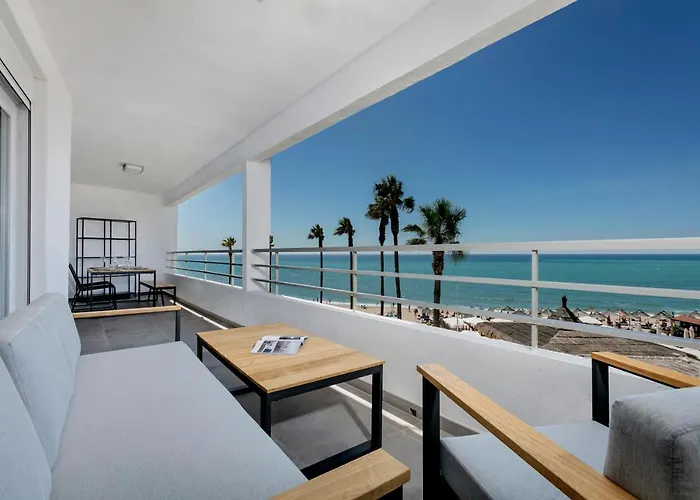 Luna Beach
