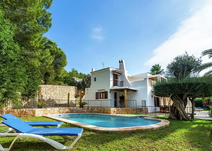 Cozy Holiday Home In Santa Eularia Des Riu With Private Pool