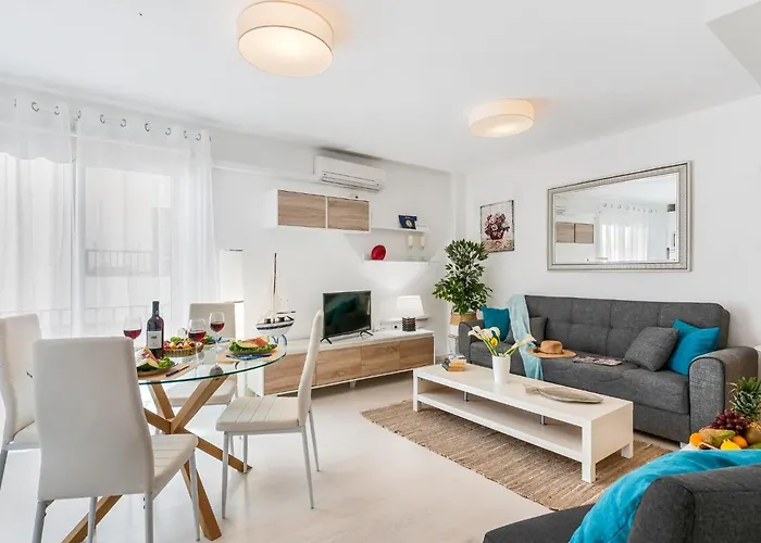 205 los cristianos beach&center,wifi air cond