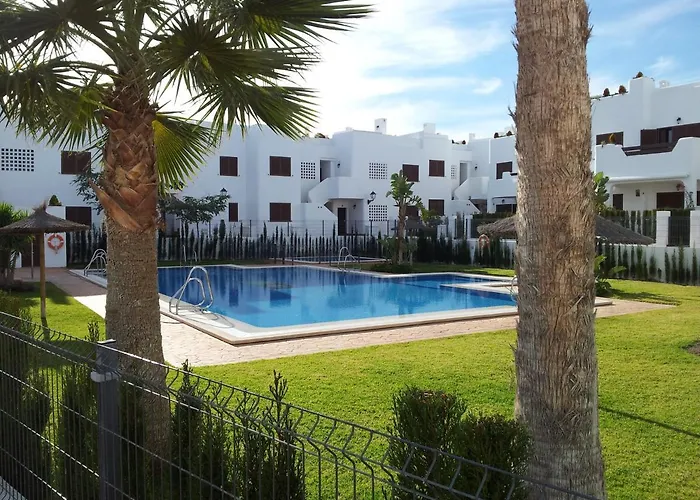 Homes of Spain, Mar de Pulpi fase 1, Apartamento primera linea de playa, bajo con jardin y WIFI