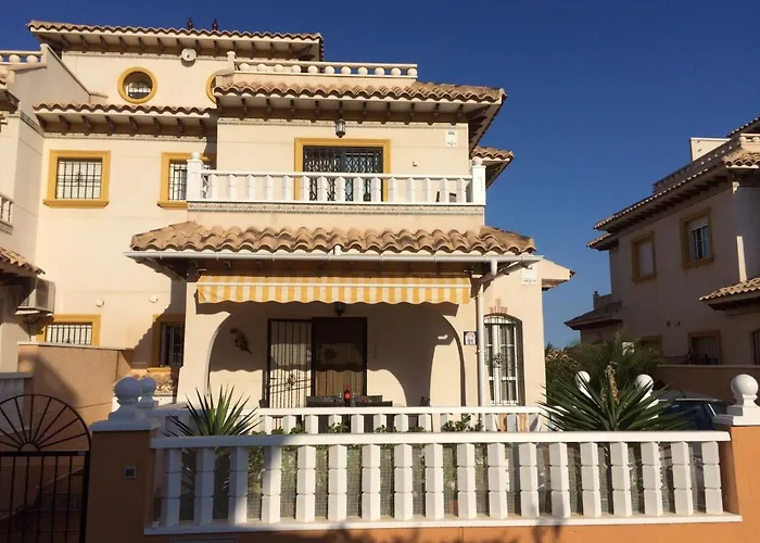 Lomas De Cabo Roig