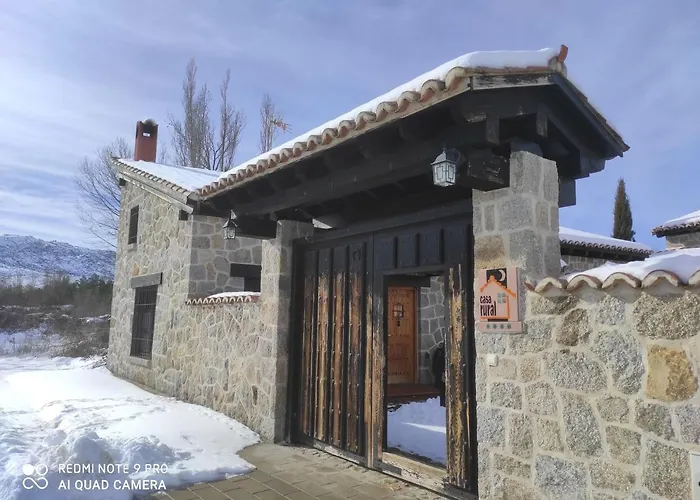 Casas Herrenales De Ulaca