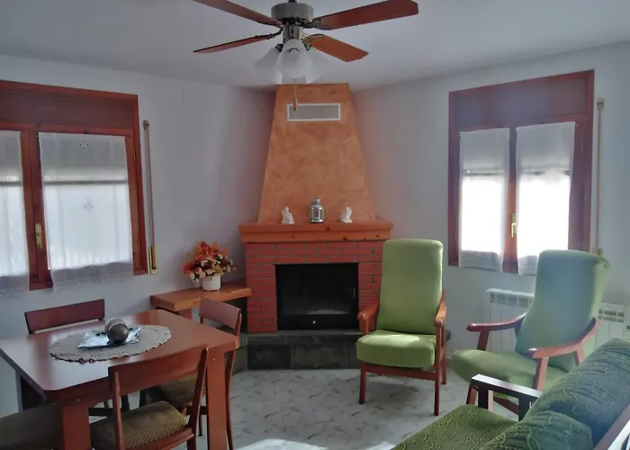 Apartamento Rural Casa Paco con chimenea y Jacuzzi exterior