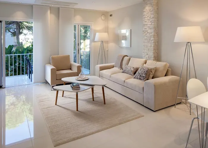 Modern 1 Bedroom Apartment, With Sea Views, In Andalucia Del Mar - Puerto Banus
