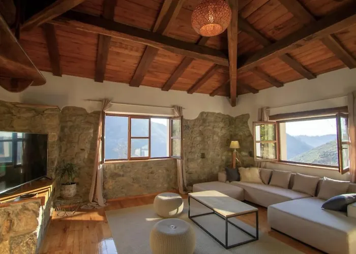 Casa fuente de la Juventud cangas