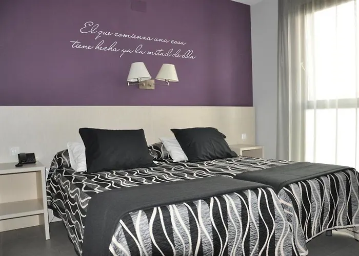 Hotel Hm Alfaro