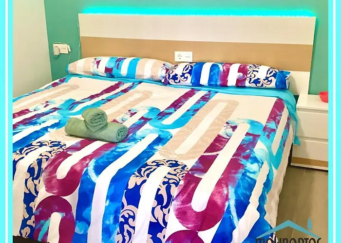 Tu Loft Ideal frente al Puerto by Molinaptos