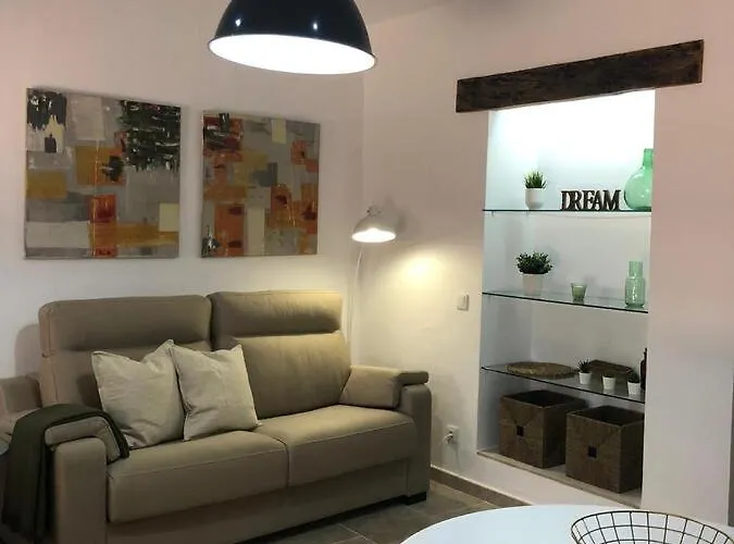El Lugar