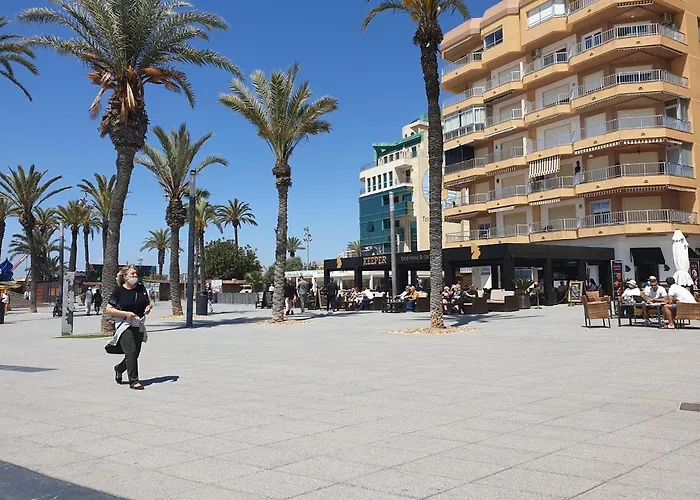 Lovely 2-Bed Apartment In Torrevieja Near Beach