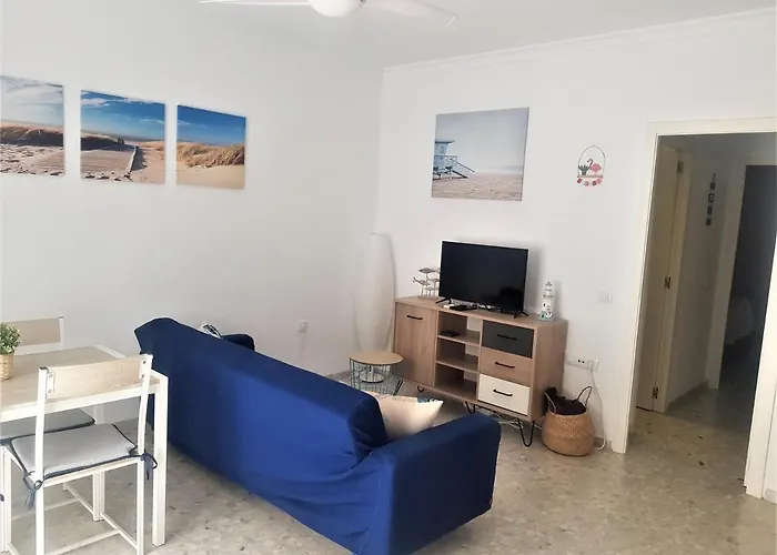 Apartamento nuevo y céntrico con Aire Acondicionado y Wifi -Solo familias o parejas-
