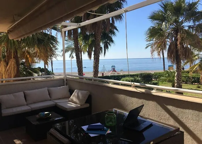 Frente Al Mar