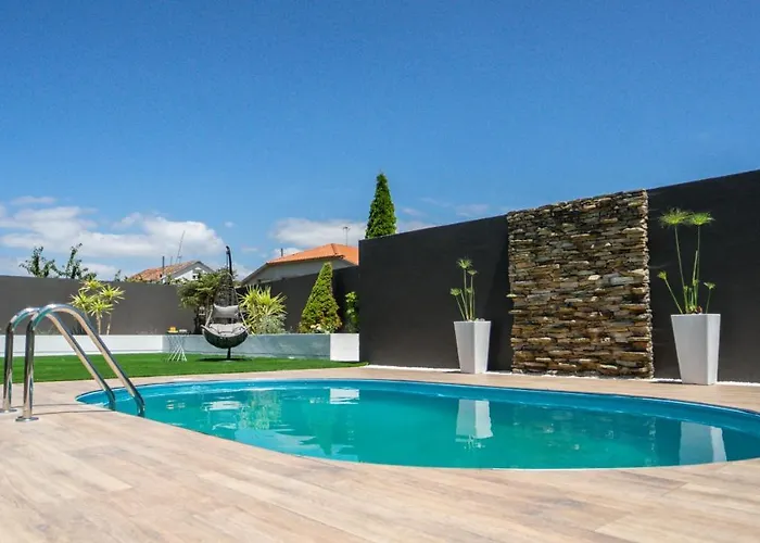 Villa Con Piscina A Pie De Playa