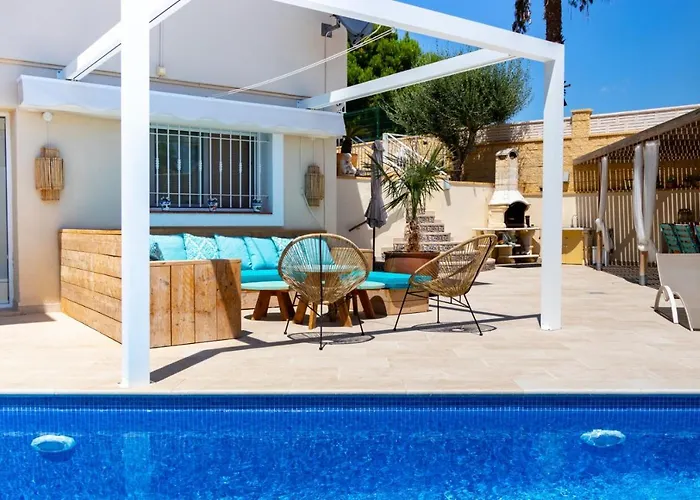 Casa Verde 10P. Villa And Guesthouse With Private Pool